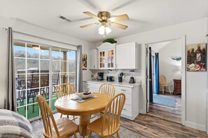 Interior - On Lake Time Taneycomo - Amazing Views (Branson)