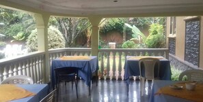 Terrace/patio - PAL SUITES (Kampala)
