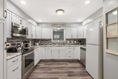 Abby's Place | Close to attractions