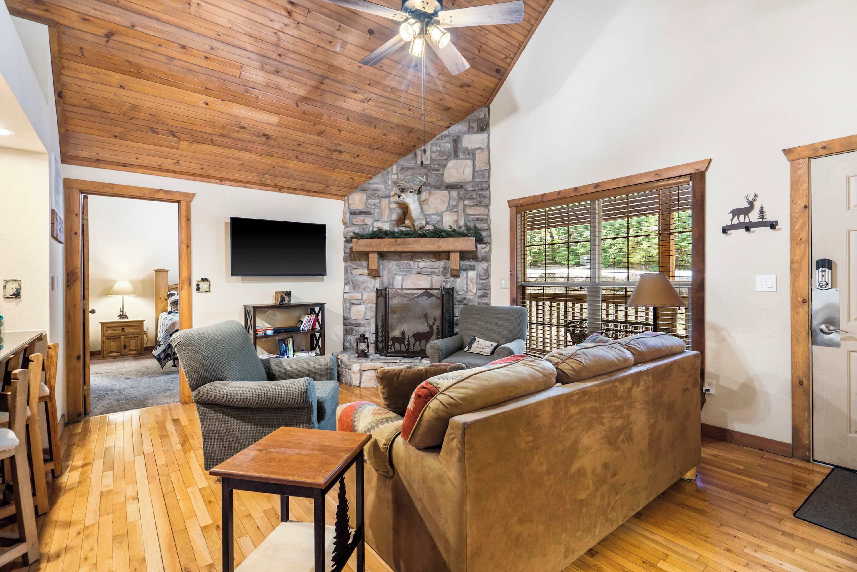 TV, fireplace, DVD player, offices