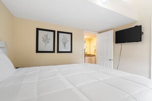 2 bedrooms, iron/ironing board, travel cot, WiFi