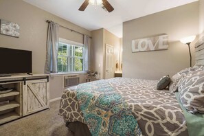 2 chambres, fer et planche à repasser, lit parapluie, Wi-Fi