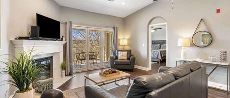 TV, DVD player, offices