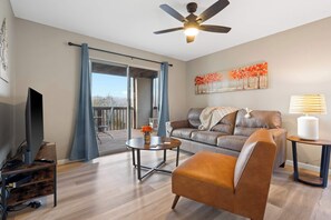 TV, videospill, DVD-spiller og kontorer