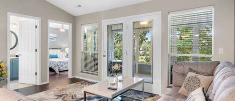 2 habitaciones, tabla de planchar con plancha, wifi y ropa de cama