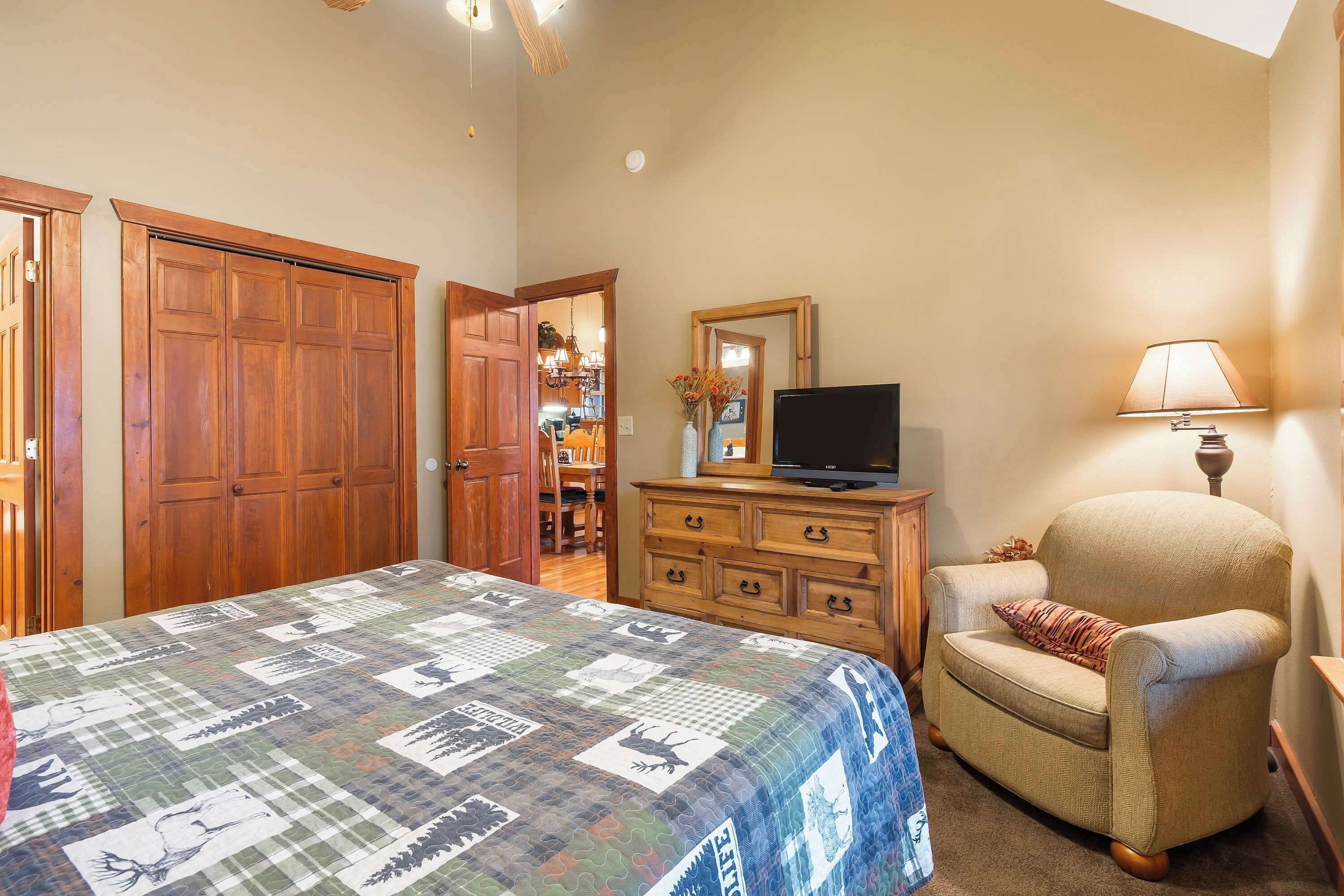 2 bedrooms, iron/ironing board, travel crib, WiFi
