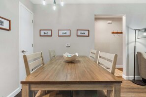 Dining - Branson Vineyards Escape | Quiet serenity (Branson)