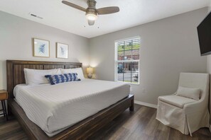 3 chambres, fer et planche à repasser, lit parapluie, Wi-Fi