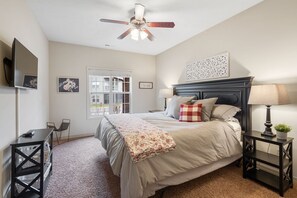 3 soverom, strykejern/-brett, reiseseng for barn og wi-fi