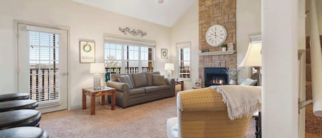 TV, fireplace, DVD player, offices