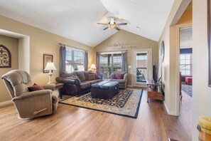 TV, DVD player, offices