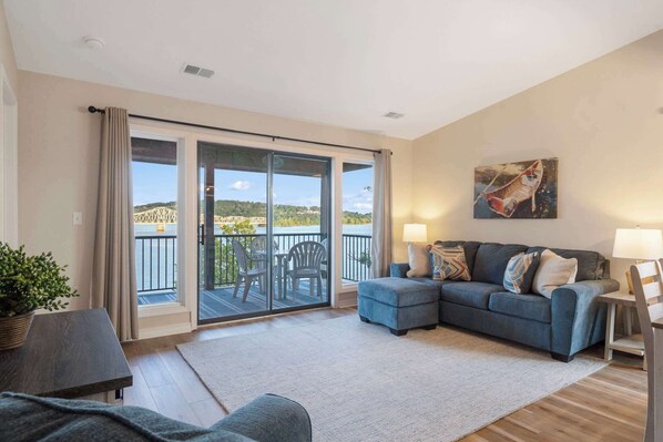 TV, DVD player, offices