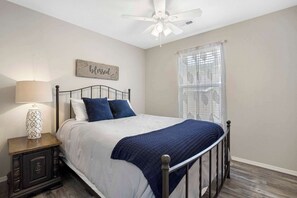 6 bedrooms, iron/ironing board, travel cot, WiFi