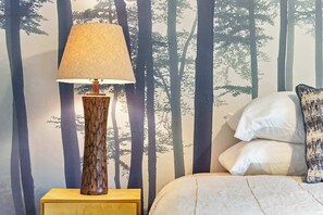 3 عدّة غرف نوم ومكواة/لوح كي وسرير سفر وواي فاي