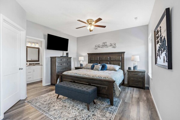 3 bedrooms, iron/ironing board, travel crib, WiFi