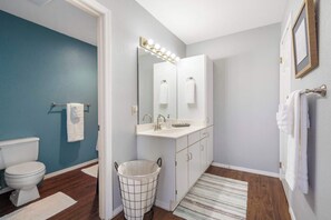 Een douche, een haardroger