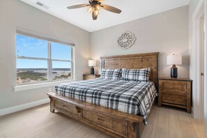 9 Schlafzimmer, Bügeleisen/Bügelbrett, Reisekinderbett, WLAN