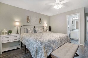 3 habitaciones, tabla de planchar con plancha, cuna de viaje y wifi 