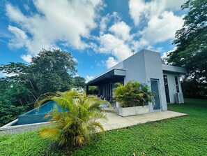 Exterior - Casa Vista del Mar- breathtaking views of the Pacific Ocean
 (Ostional)