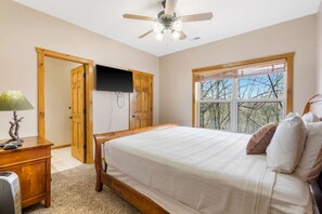 7 bedrooms, iron/ironing board, travel cot, WiFi