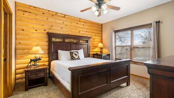 7 bedrooms, iron/ironing board, travel crib, WiFi