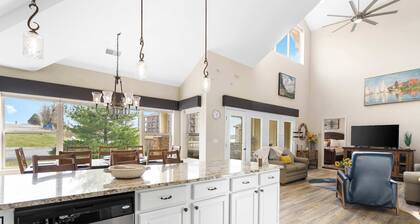 B’Chillin Retreat on Table Rock Lake