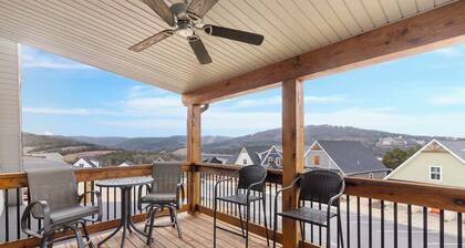 The Rock at Branson Cove – 5 BDR on Table Rock!