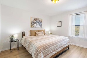 3 bedrooms, iron/ironing board, travel crib, WiFi