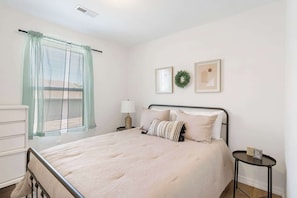 3 bedrooms, iron/ironing board, travel crib, WiFi