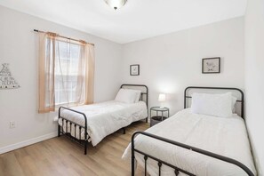 3 bedrooms, iron/ironing board, travel crib, WiFi