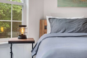 2 slaapkamers, een strijkplank/strijkijzer, reisbedje, wifi