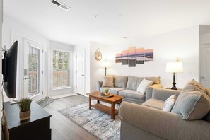 TV, DVD player, offices