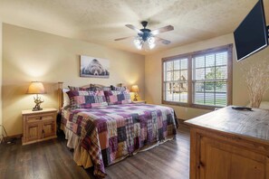 4 soverom, strykejern/-brett, reiseseng for barn og wi-fi