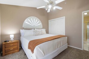 4 bedrooms, iron/ironing board, WiFi, bed sheets