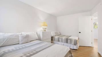 5 bedrooms, iron/ironing board, travel crib, WiFi