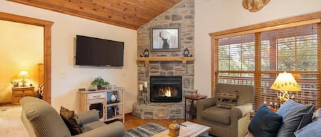 TV, fireplace, DVD player, offices