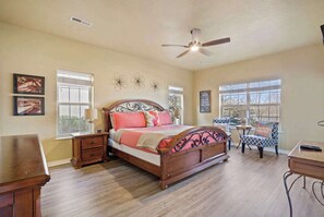 3 habitaciones, tabla de planchar con plancha, cuna de viaje y wifi 