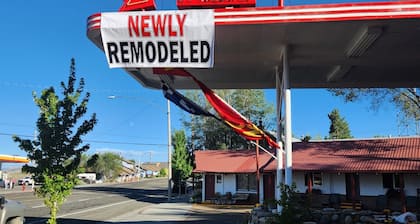 Lee Vining Motel