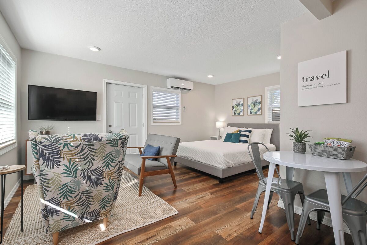 1 bedroom, desk, iron/ironing board, travel cot