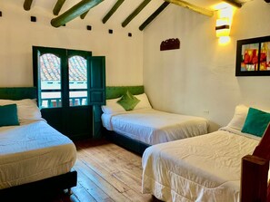 Comfort Quadruple Room - Hotel santone la ville (Villa de Leyva)