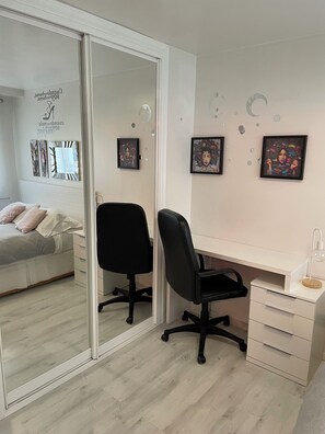 1 bedroom, iron/ironing board, WiFi, bed sheets - Apartamento Junto a Plaza Mayor (Madrid)
