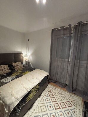 1 bedroom, iron/ironing board, bed sheets