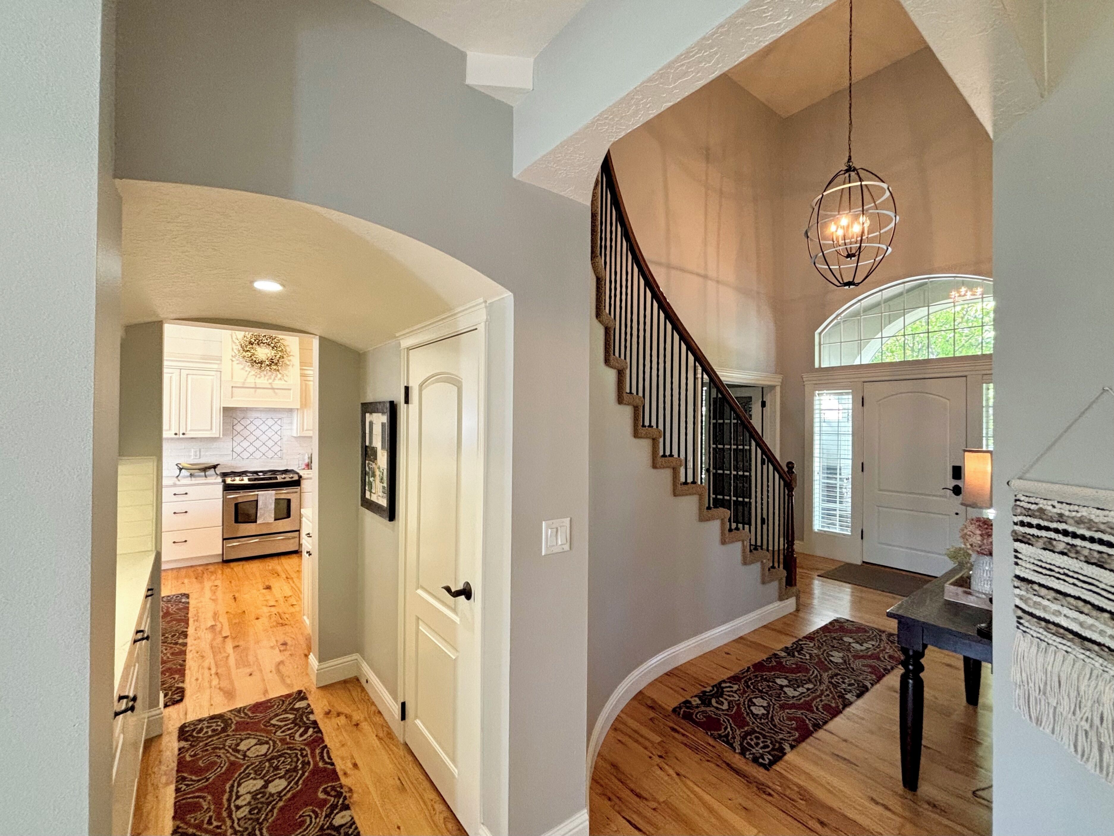 المنشأة من الداخل