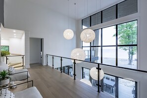 Interior - 6 bed 8 bath New Build on Georgian Bay! (The Blue Mountains)