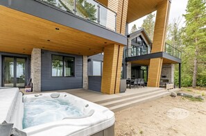 Terrace/patio - 6 bed 8 bath New Build on Georgian Bay! (The Blue Mountains)