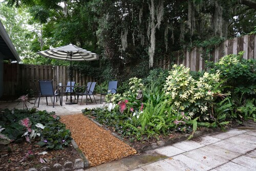 Beautiful cottage in the heart of historic Mt Dora