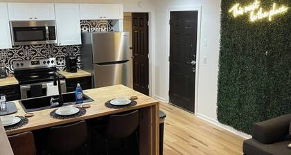 Charming Apartment located in Historic Brunswick; Family and Pet Friendly!