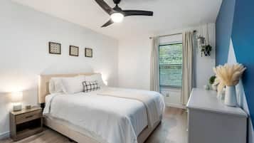 Fer et planche à repasser, Wi-Fi, draps fournis