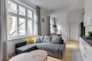 Classic-Apartment, Balkon | 2 Schlafzimmer, Bügeleisen/Bügelbrett, kostenloses WLAN