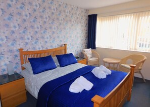 2 bedrooms, bed sheets